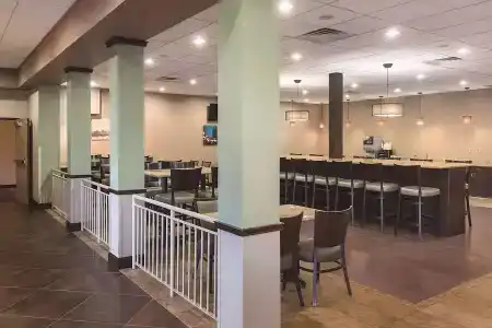 Best Western Plus - 29