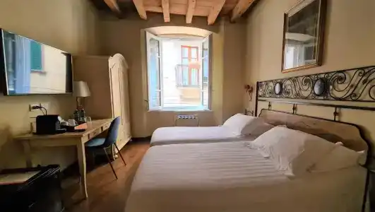 Piazza Vecchia - 31