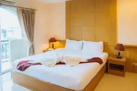 Metro Point Bangkok - 28