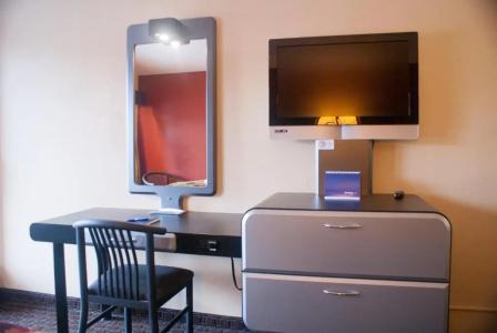 Super 8 by Wyndham Kissimmee/Maingate/Orlando Area - 13
