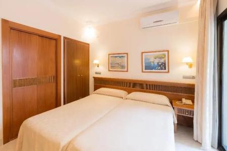 Montjoi by Brava Hoteles - 43
