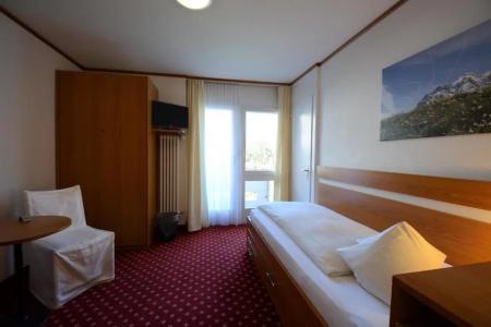 ApartGoldey - 42