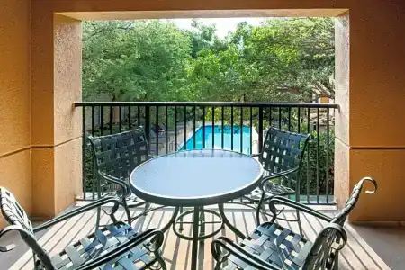 Courtyard by Marriott Dallas in Legacy Park - 27