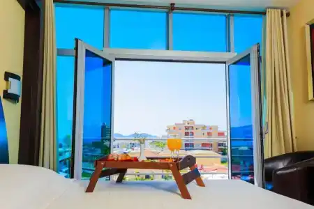 Vlora International - 62
