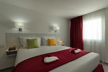 Art & Wine Studios and Apts - 1
