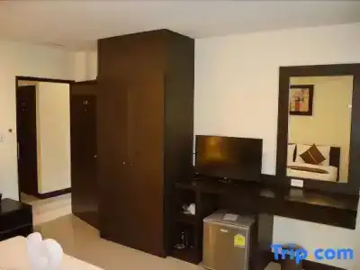 The Elegant Patong - 69