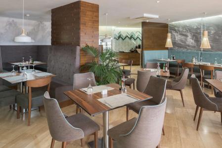 Pearly Grey Ocean Club & Suites - 19