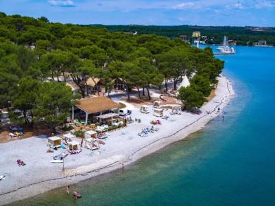 Arena One 99 Glamping - 16