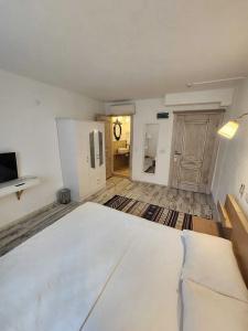 Tarcin Alacati - 32