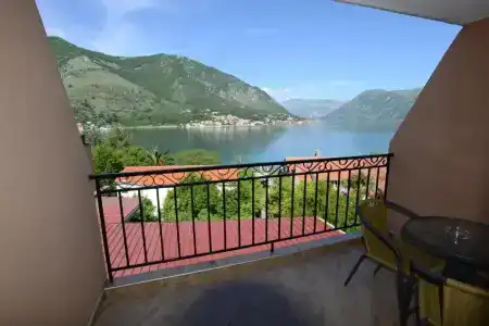 ROOMS & DOBROTSKI DVORI - 23