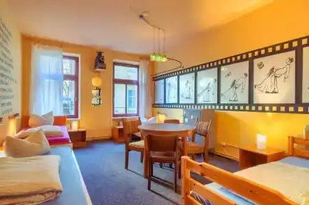 Hostel Lollis Homestay Dresden - 69