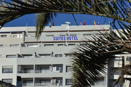 Le Yacht Suites - 28