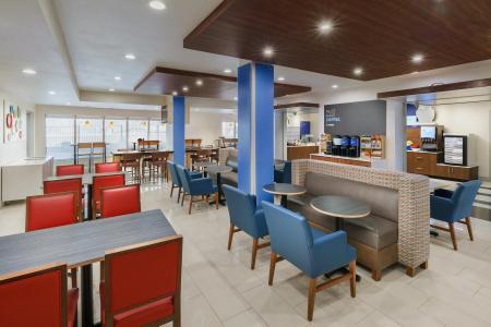 Holiday Inn Express & Suites-Yosemite Park Area, an IHG - 19