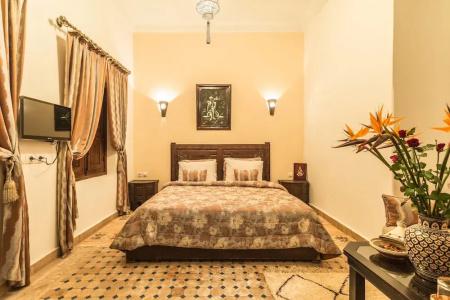 Riad Nasreen - 73