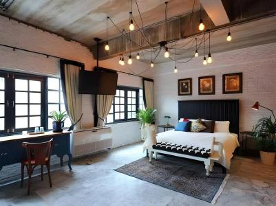 Bangkok Voyage Boutique - 1