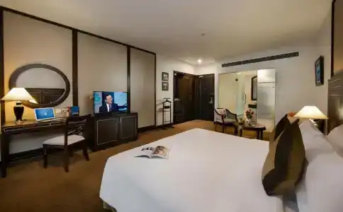 Zephyr Suites Boutique - 56