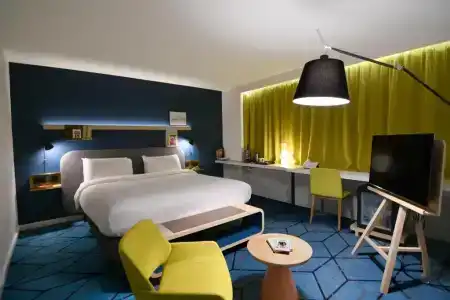 Mercure Nantes Centre Gare - 102