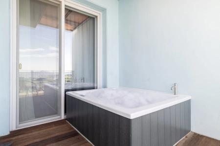 Ocean Soleview - 108