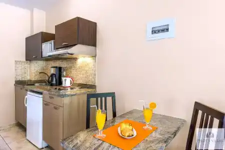 Pilot's Villas Luxury Suites - 12