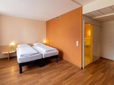ibis Duisburg Hauptbahnhof - 3