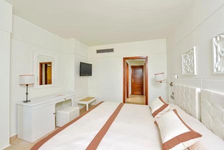 Iberostar Isla Canela - 33