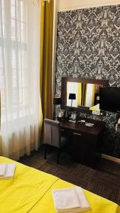 Artus - Old Town - 34