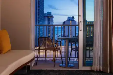 Hilton Garden Inn Waikiki Beach - 67