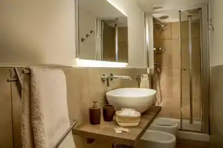Roma Central Guest House - 95