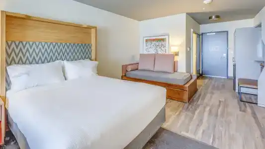 Holiday Inn, An Ihg - 2