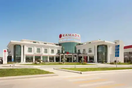 Ramada by Wyndham Sakarya - 0