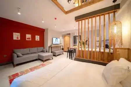 Reddoors Suits - 24