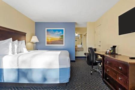 Days Inn by Wyndham Orlando Near Millenia Mall - 44