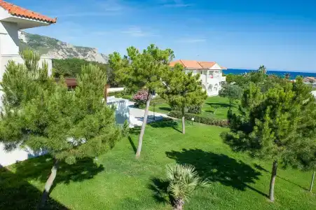 Kalamaki Beach, Zakynthos Island - 11
