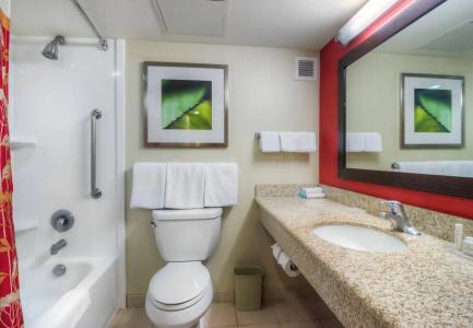 Courtyard by Marriott - 9