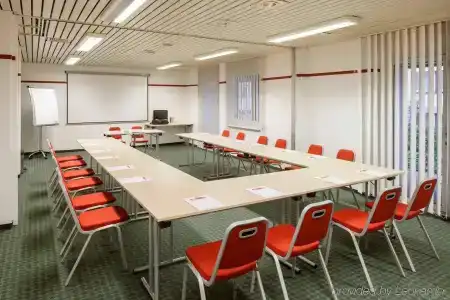 ibis Düsseldorf Hauptbahnhof - 11