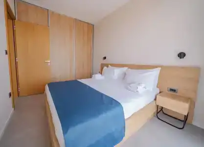 Royal Blue & Residences - 3