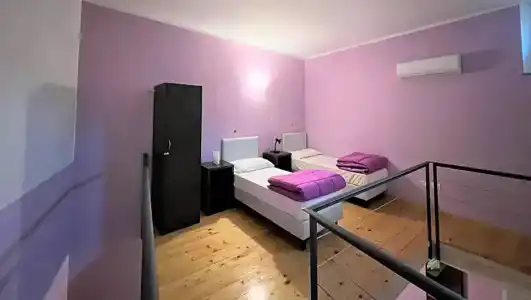 Emerald Palace Hostel - 58