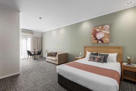 Best Western Motor Inn & Serviced - 58