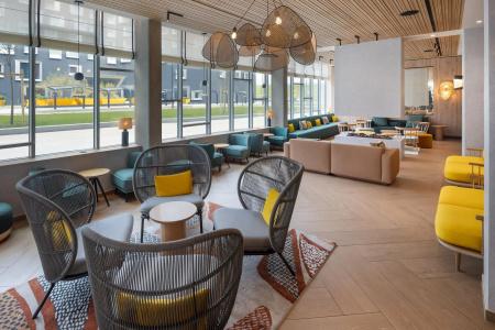 Courtyard by Marriott Paris Charles de Gaulle Central Airport - 18