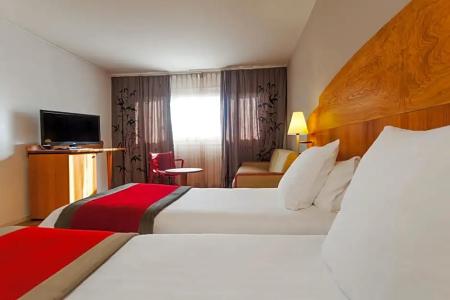 hÔTel c Suites Chambres Spacieuses - 57