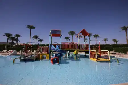 Continental Plaza Aqua Beach - 26