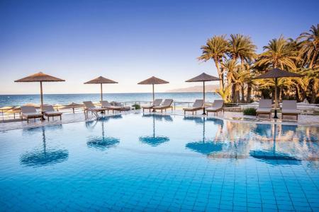 Zephyros Beach Boutique - 16