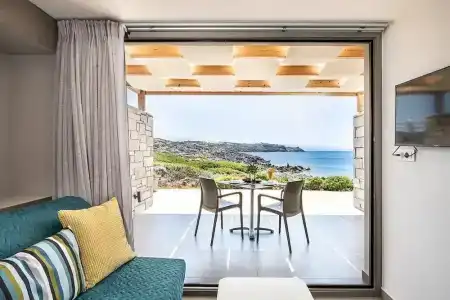 Kavos & Suites - 57