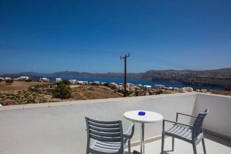 Thira's Dolphin - 128