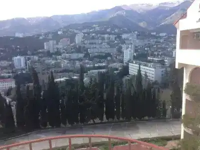 Крымский - 12