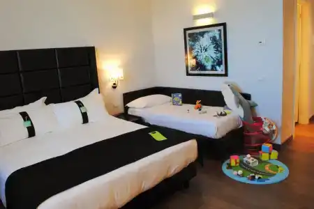Holiday Inn Genoa City, An Ihg - 69
