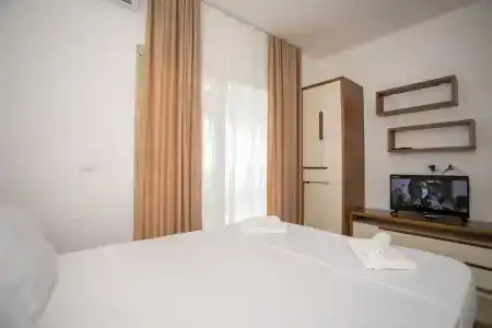 Kompleksi Royal - 3