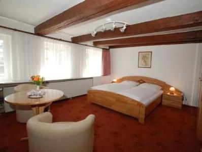 Brauner Hirsch - 5
