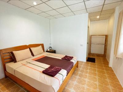 Bounty Resort - 25