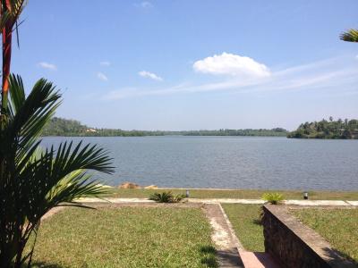 Kalla Bongo Lake Resort - 15